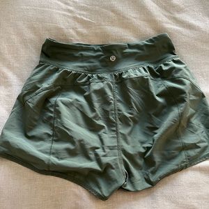 Lululemon Hotty Hot Shorts Green